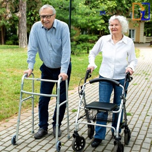 Guide-To-Choosing-A-Cane-Or-Walker-For-The-Elderly-Min